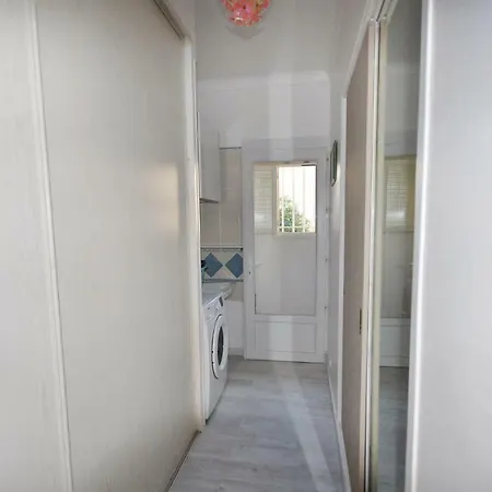 Дом отдыха Two-bedroom Holiday Maxime 0 03